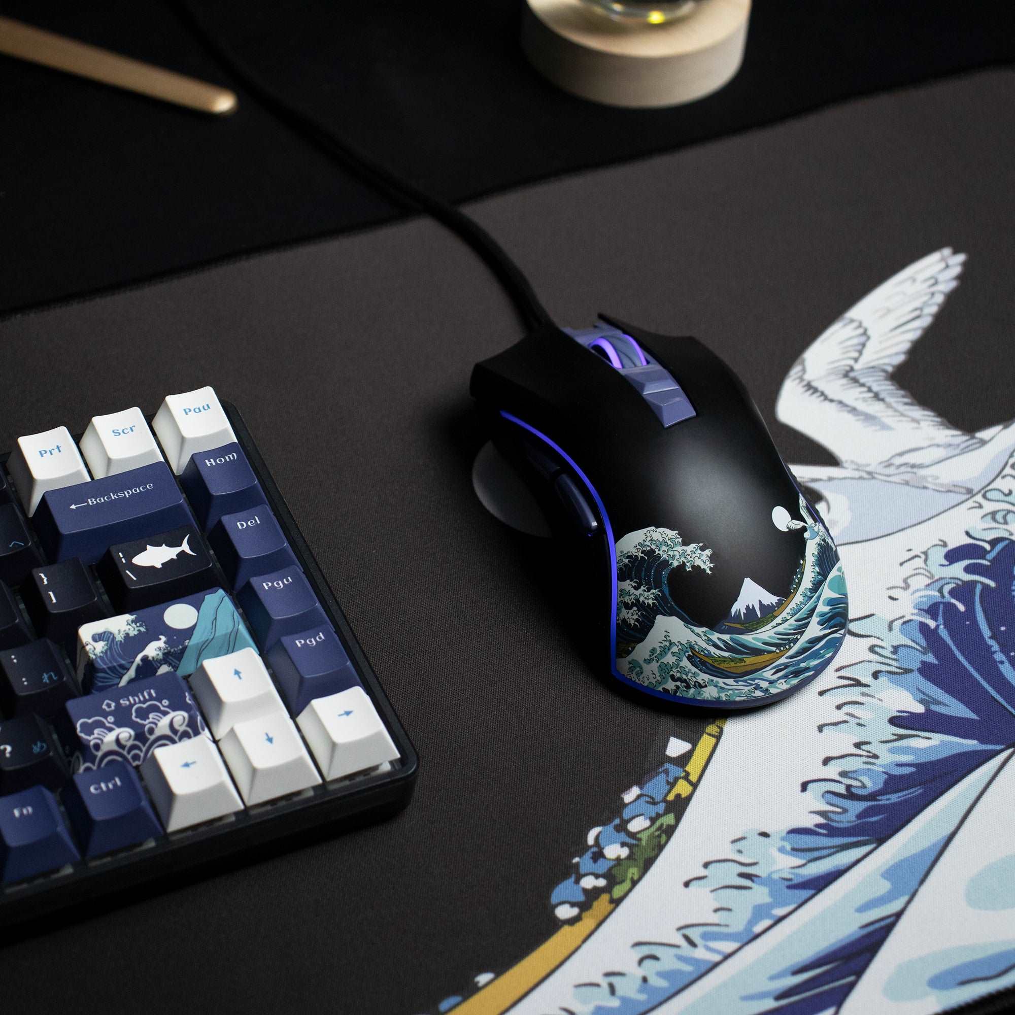 XVX G705 Kanagawa Themed Programmable Wired Gaming Mouse